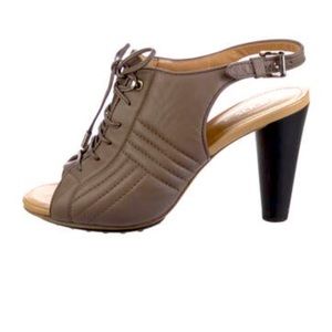 Grey Tod’s Tod's Leather Slingback Pumps
Size 6.5